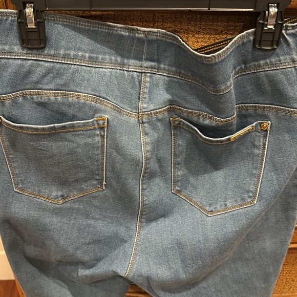 Nygard Women’s Denim Jeans with Pearl trim - Picture 7 of 7